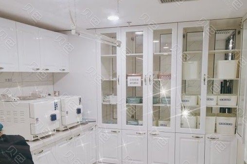 北京万柳附近的牙齿矫正医院哪家好？公开排名前十技术口碑好的含价格表