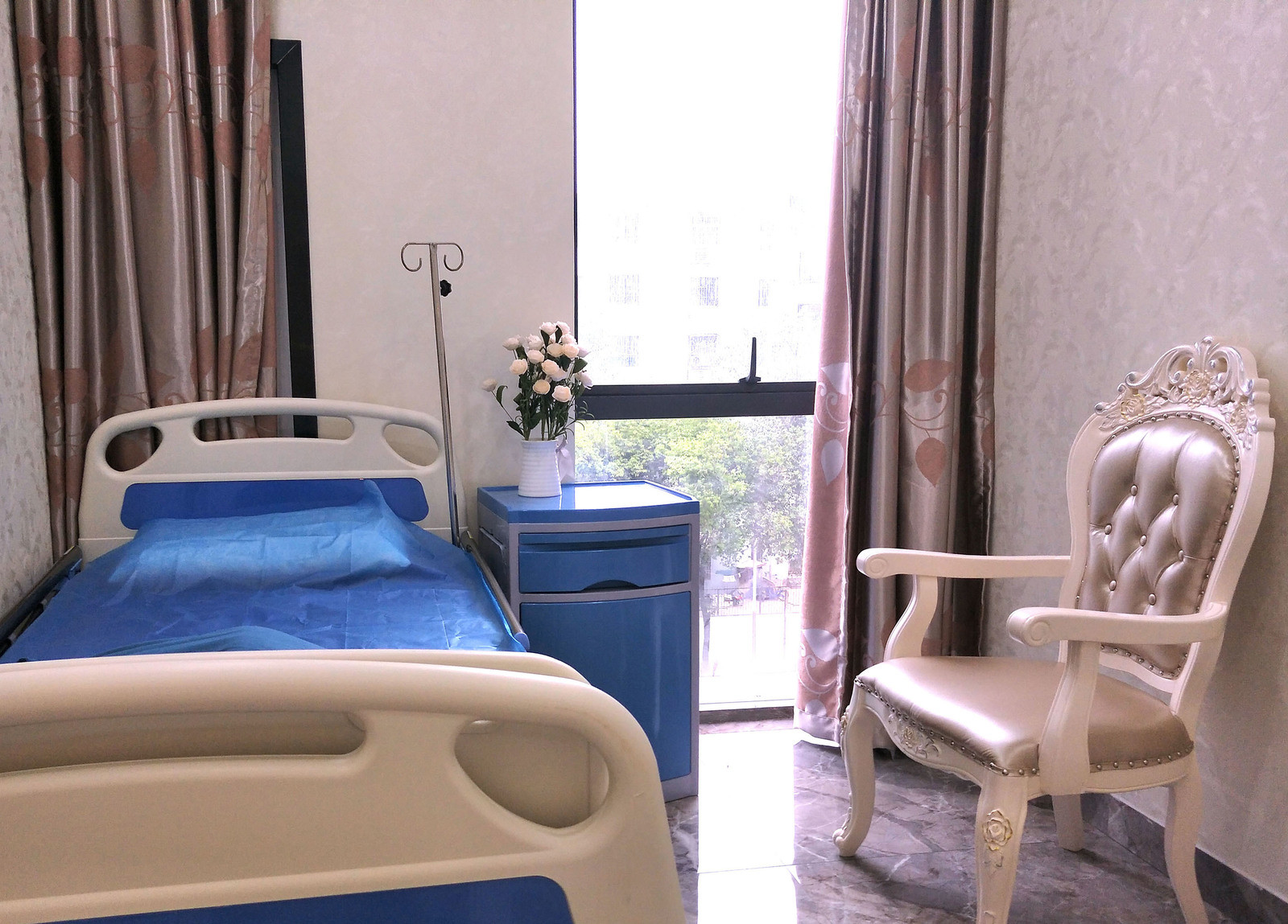 深圳自体脂肪丰鼻基底价格在线公布(2024深圳自体脂肪丰鼻基底参考价为：30842元)