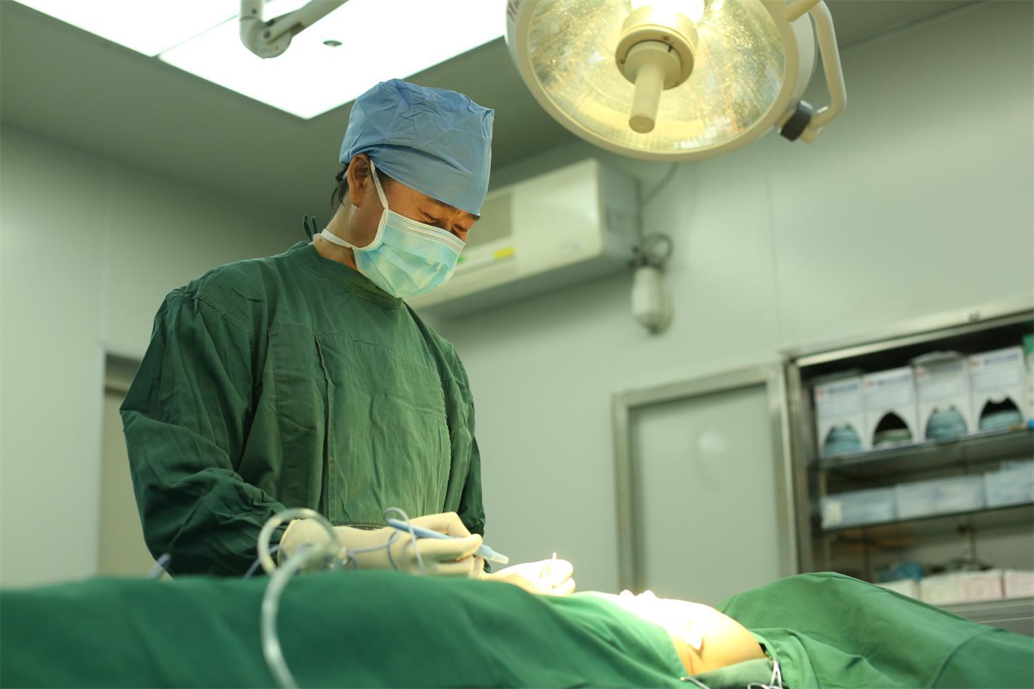 东莞手术缩鼻翼价格在线公布(2024东莞手术缩鼻翼参考价为：70267元)