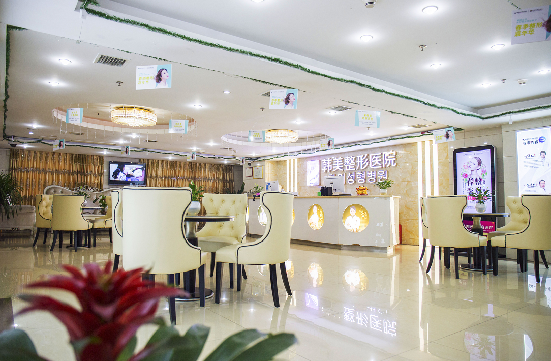 怀化玻尿酸丰额头优惠价格均价公布(2024怀化玻尿酸丰额头参考价为：18292元)