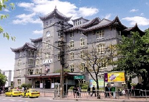 重庆鹰钩鼻矫正费用是多少呐(2024重庆鹰钩鼻矫正参考价为：50928元)