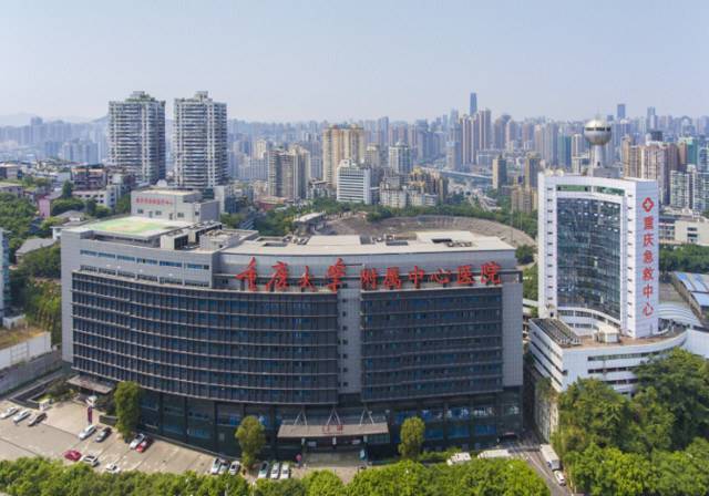 重庆歪鼻矫正2024价目表均价一览(2024重庆歪鼻矫正参考价为：72454元)
