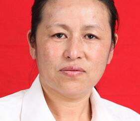 信阳市中心医院能种牙吗？有专业技术人员30多人