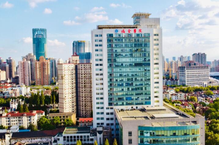 上海茂菊口腔门诊地址在哪?乘车路线+价格表+特色项目+医生团队全解析