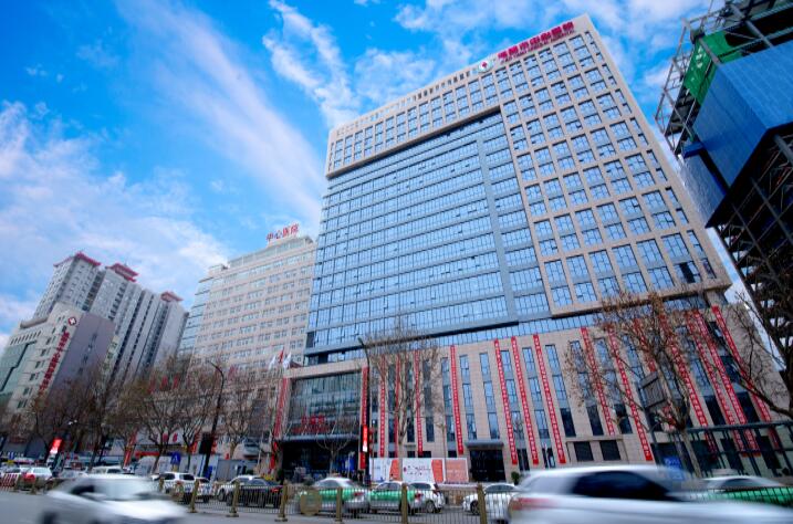 咸阳市哪个整形医院胶原蛋白注射隆胸(陕西咸阳华尔医疗美容中心看哪个医生技术好)