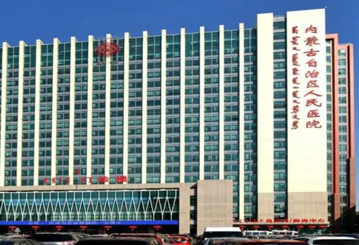 牙齿矫正价格差异大?金属托槽和隐形矫正对比解析