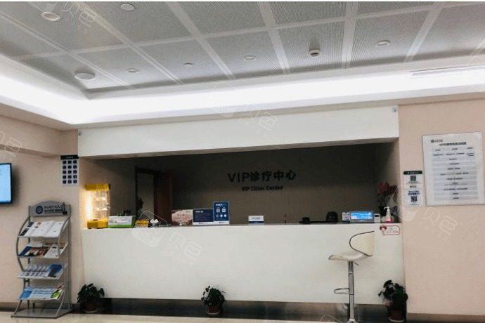 牙齿矫正的年龄是多少武汉存济口腔医院专家解析牙齿矫正全攻略