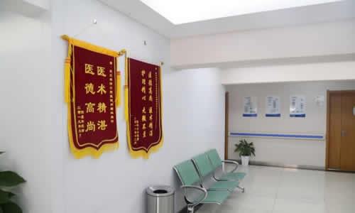 武汉存济口腔医院怎么样?专业资质认证丨医生技术精湛丨种植矫正高效