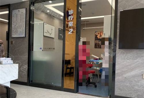 济宁凤华口腔牙齿矫正价格全解析:金属托槽7429元起丨隐形矫正11198元起