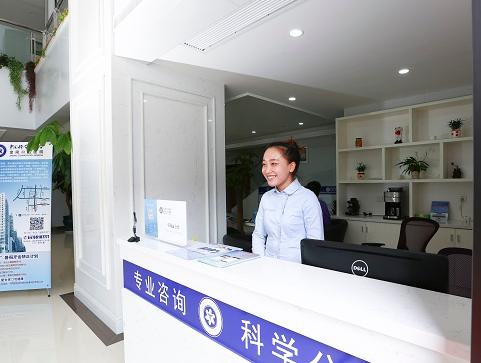 南京金陵口腔医院种植牙价格表：单颗3500元起，可处理复杂种植案例
