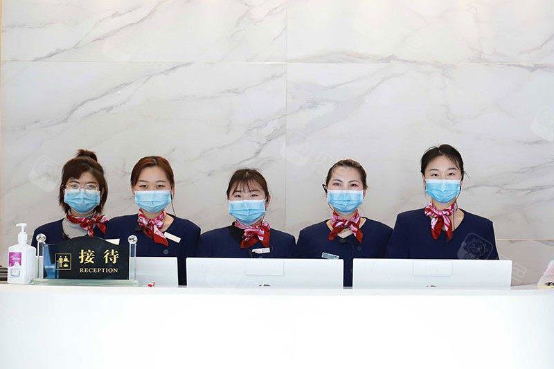 2025成都槽牙牙根外露正规口腔医院(成都周锦口腔医院可深入了解)