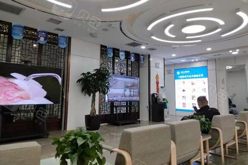长治市牙周炎黑三角修复口腔医生在榜清单前十技术一绝-长治市牙周炎黑三角修复医生网友点评好