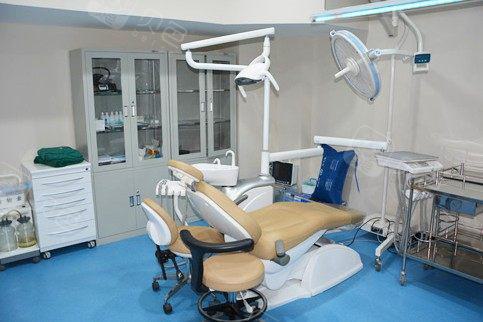 长治贝森口腔医院牙齿种植价格表:种植牙丨矫正丨洗牙丨补牙收费明细