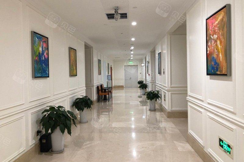 2025西安隐形矫正深覆合