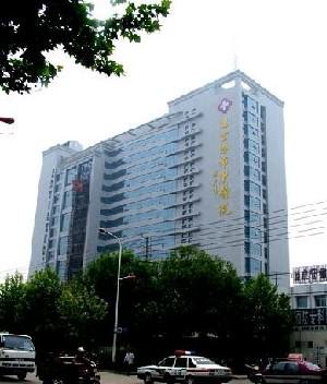 连云港上门牙凸出矫正费用在线公布(2024连云港上门牙凸出矫正均价为：5012元)