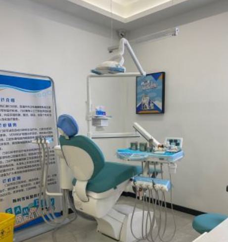 牙齿矫正选何种技术更美观舒适？福州福悦口腔高性价比方案解析