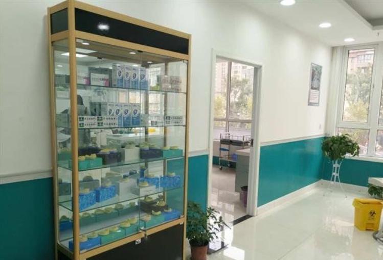 郑州贝菡口腔收费标准(种牙6800丨牙齿矫正8500)