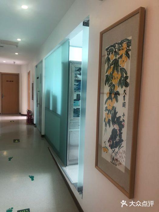 北京荣懿口腔诊所看牙花费怎么样?价格贵不贵一目了然