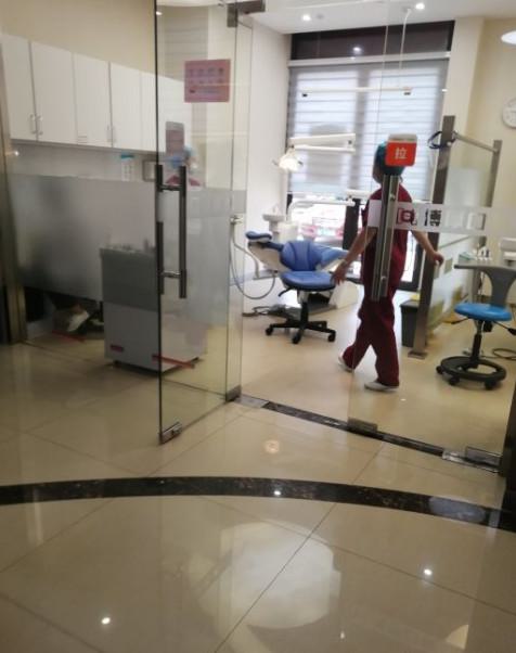 嘉兴嘉善博厚口腔医院收费标准详情:种植牙6605元+丨牙齿矫正11439元+