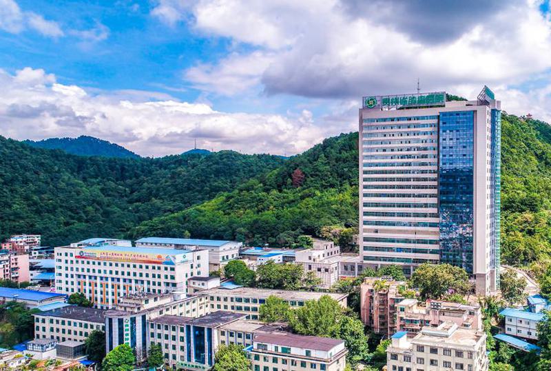 2024贵州前牙牙龈萎缩全冠修复牙科医院综合实力前十位口碑榜哪几家效果好?贵州中医二附院口腔科获同行人士承认!