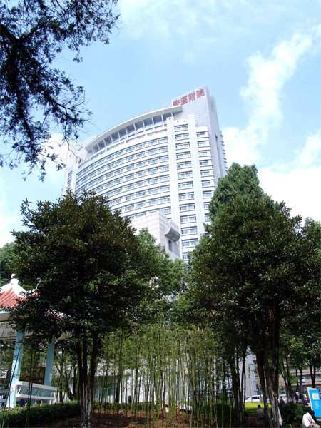 合肥皮肤美容收费价格表，注射去疤：4604\治疗痤疮：4165起