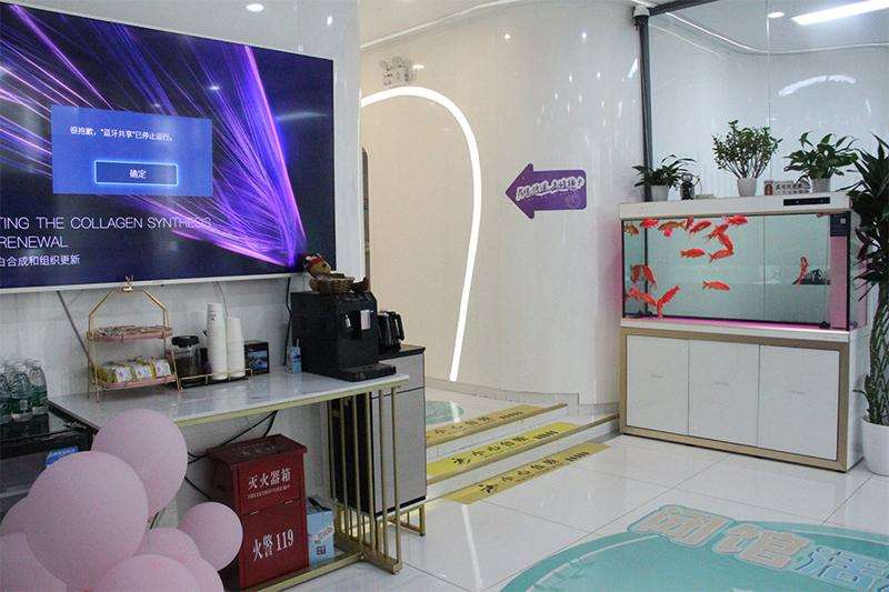 北京艺美美体塑形收费价格表，直腿术：4629\瘦肚子：2440起