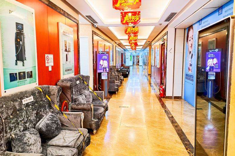 北京皮肤美容收费价格表，治疗痤疮：4277\手术疤痕修复：3285起
