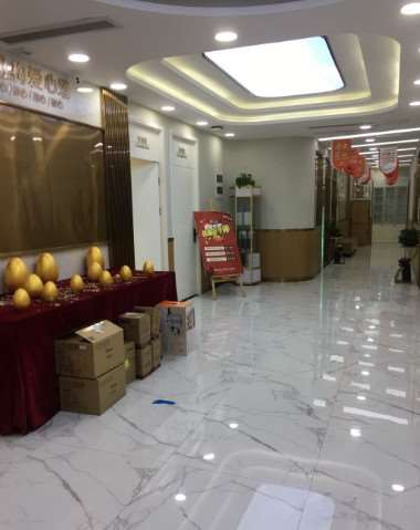 重庆眼部整形收费价目表，眼窝：823\眼睑松弛修复：503起