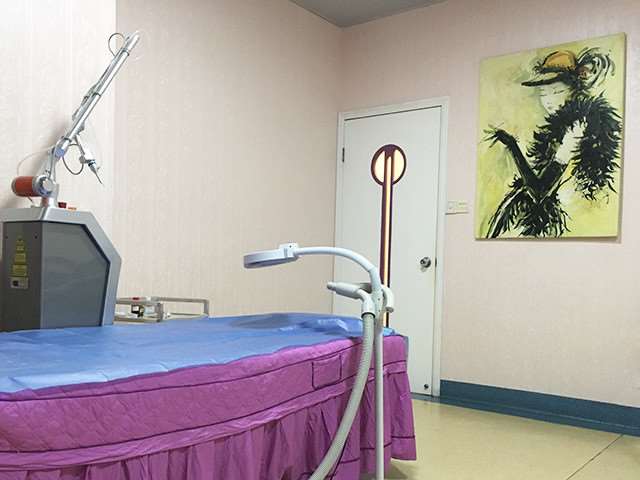 莆田维纳斯医疗整形美容眼部整形收费价格表，眼综合：2573\眼窝凹陷修复：4023起