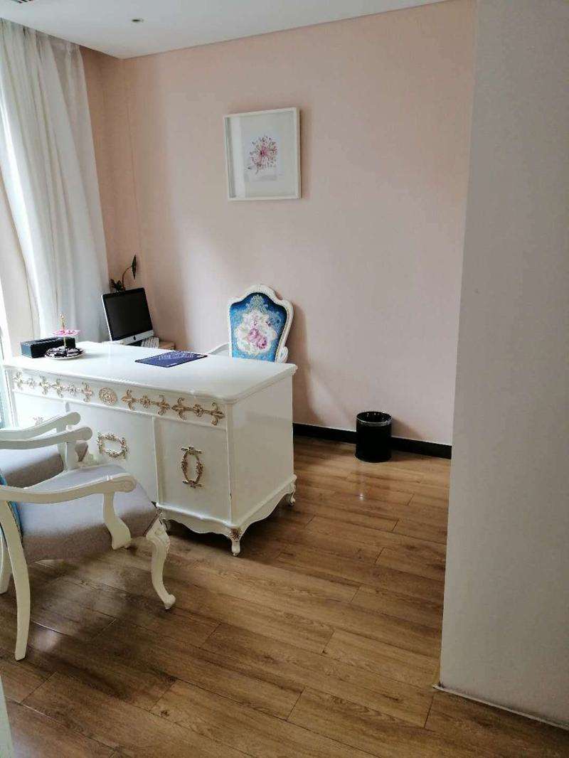 厦门思明欧韵整形外科门诊部有限公司眼部整形收费价目表，眼睑内翻矫正：2958\眼睑矫正：28起
