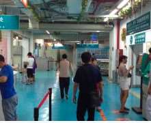 广州熙施医疗美容眼部整形收费价目表，眼窝凹陷修复：3784\眼睑内翻矫正：3985起