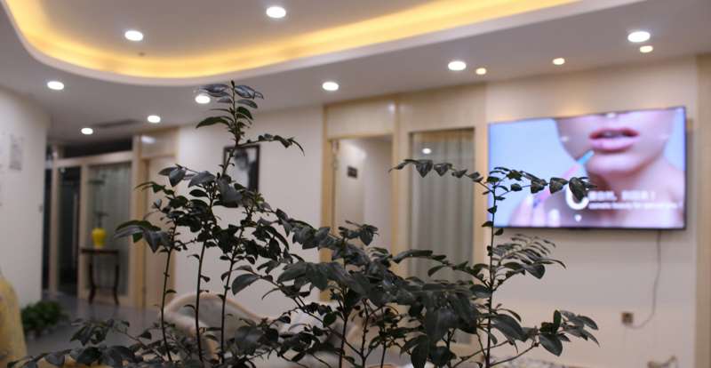 深圳禧悦医疗美容美体塑形收费价目表，直腿术：1757\脐再造术：2403起