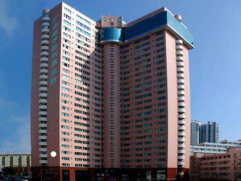 湛江廉江市第二人民医院鼻部整形收费价格表，隆鼻整形：2944\蒜头鼻治疗：4538起