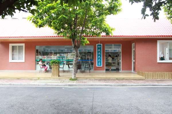 柳州胸部整形收费价格表，胸型美化：1562\胸部修复：117起