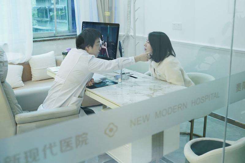 贵阳美莱眼部整形收费价格表，做卧蚕失败修复：1507\眼窝：831起