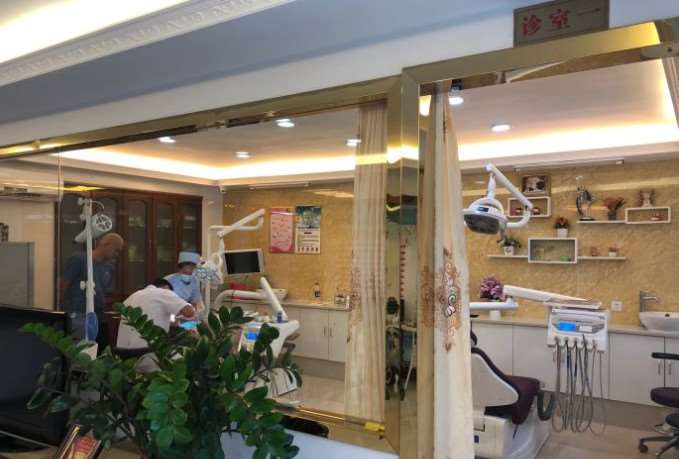 海口海南口腔医院口腔整形收费价目表，正颌：2342\牙贴面：1071起