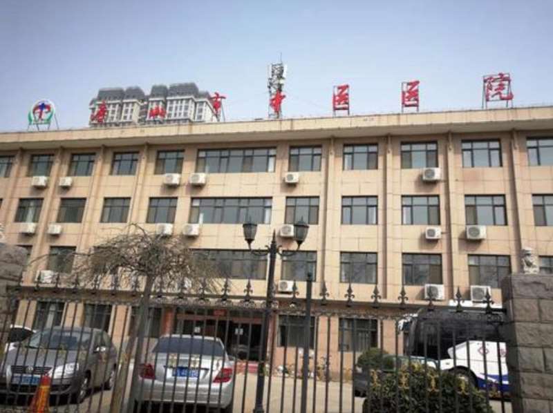 唐山鼻部整形收费价目表，去鼻唇沟：3156\鼻小柱短宽矫正术：2494起