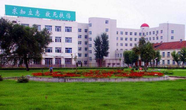 齐齐哈尔王丽霞鼻部整形收费价格表，延长鼻小柱：1344\肥厚鼻尖鼻翼矫正术：3441起