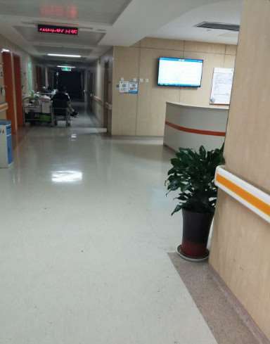 洛阳张倩医疗美容眼部整形收费价目表，眼部修复：2326\上睑下垂矫正失败修复：3815起