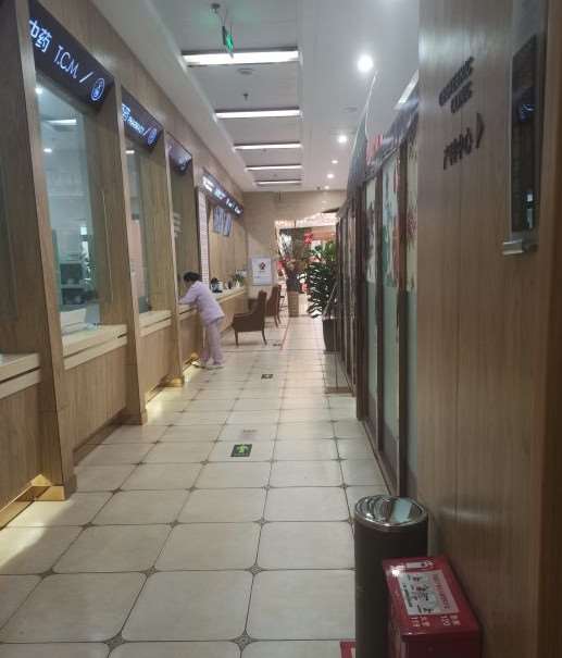 郑州美中商都妇产医院鼻部整形收费价目表，去鼻唇沟：2389\隆鼻：4261起