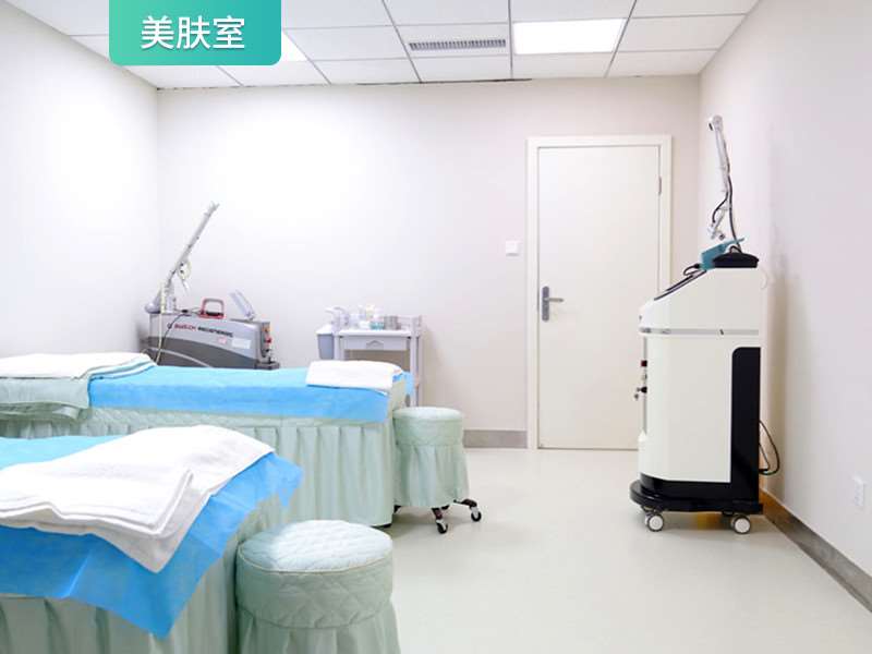 郑州天后皮肤美容收费价目表，注射治疗：558\去色斑：342起