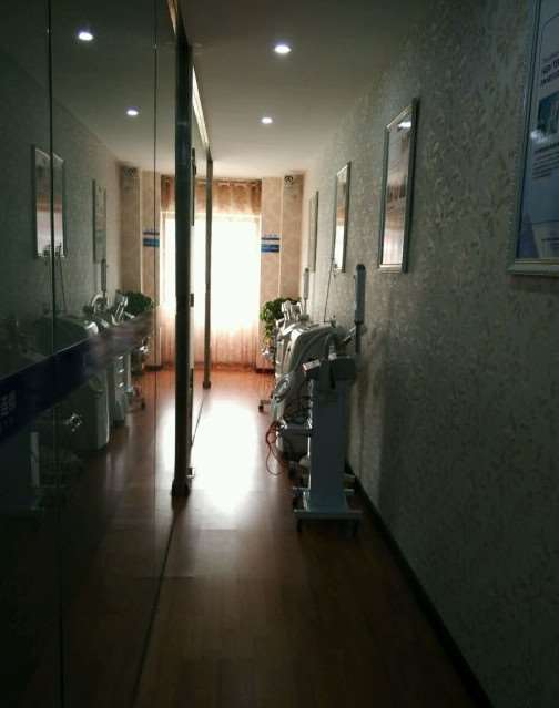 荆门和丽痘鼻部整形收费价格表，酒糟鼻治疗：4321\肥厚鼻尖鼻翼矫正术：3384起