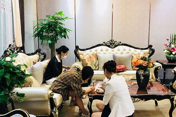 南京市第二鼻部整形收费价格表，延长鼻小柱：1335\蒜头鼻治疗：657起