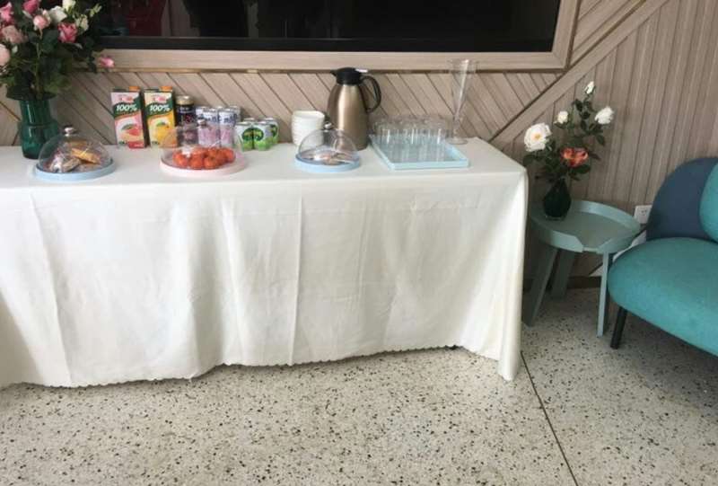 南京眼部整形收费价目表，眼皮下垂矫正：2861\眼角提升：1621起