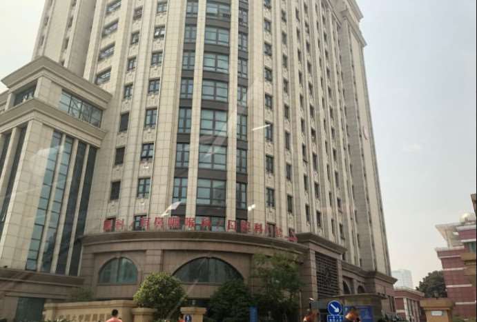 南通眼部整形收费价目表，眼窝凹陷修复：3811\眼皮下垂矫正：3442起