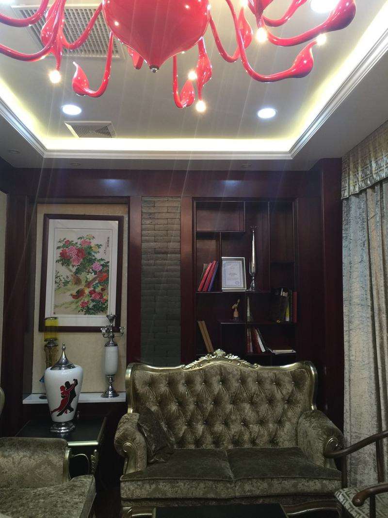 苏州市立医院皮肤美容收费价目表，线雕提升术：2311\去妊娠纹：2820起