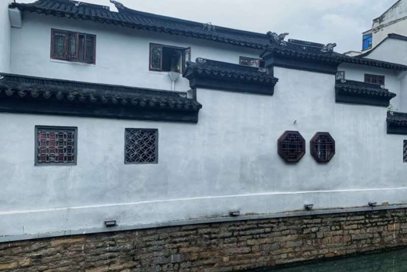 苏州市立医院皮肤美容收费价目表，手术疤痕修复：1425\去法令纹失败修复：2765起