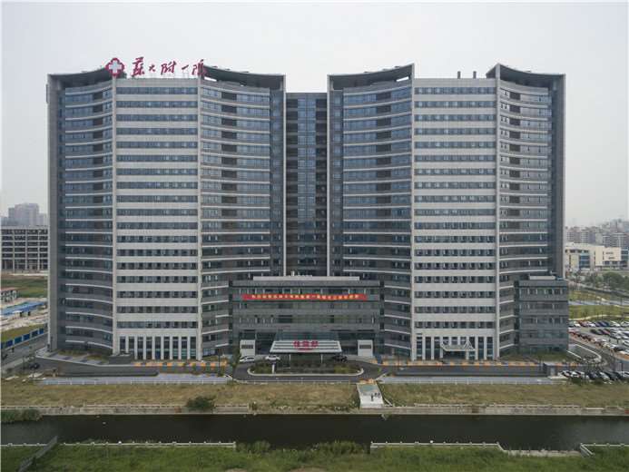 苏州市立医院眼部整形收费价目表，眼窝：1066\眼角修复手术：2651起