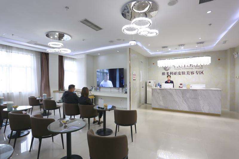 苏州维多利亚美体塑形收费价目表，瘦腹：1304\溶脂瘦背：872起