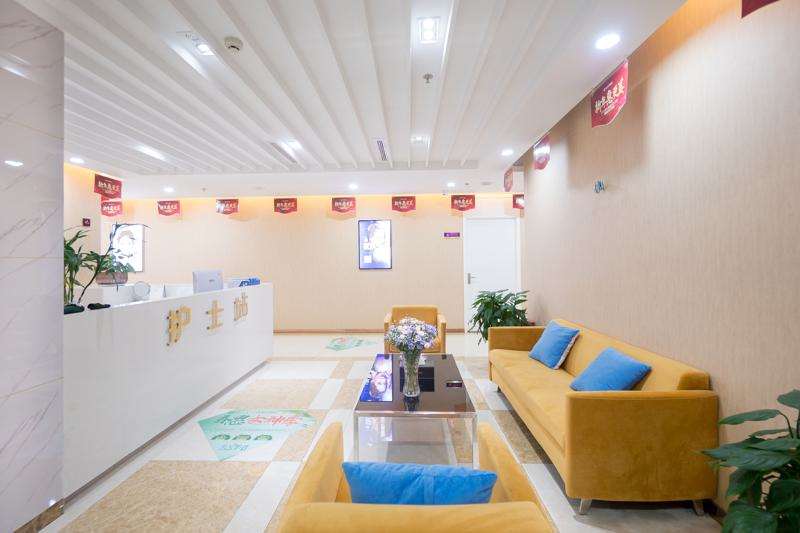 镇江苏王眼部整形收费价格表，眼角修复手术：2201\眼部修复：1478起